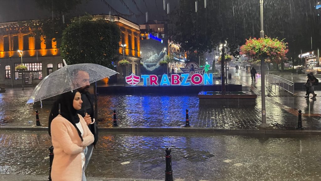 Trabzon'da yağmur